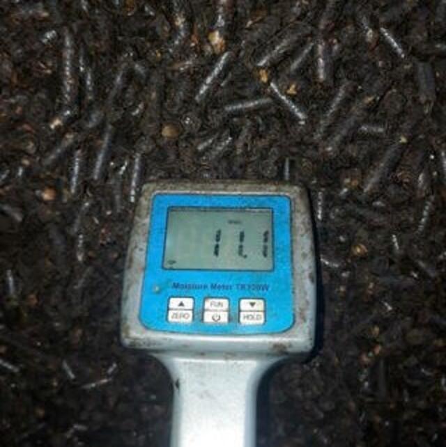 Cashew shell pellets